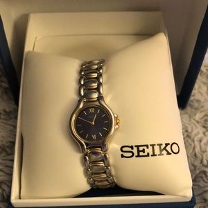 NEW-Seiko ladies watch